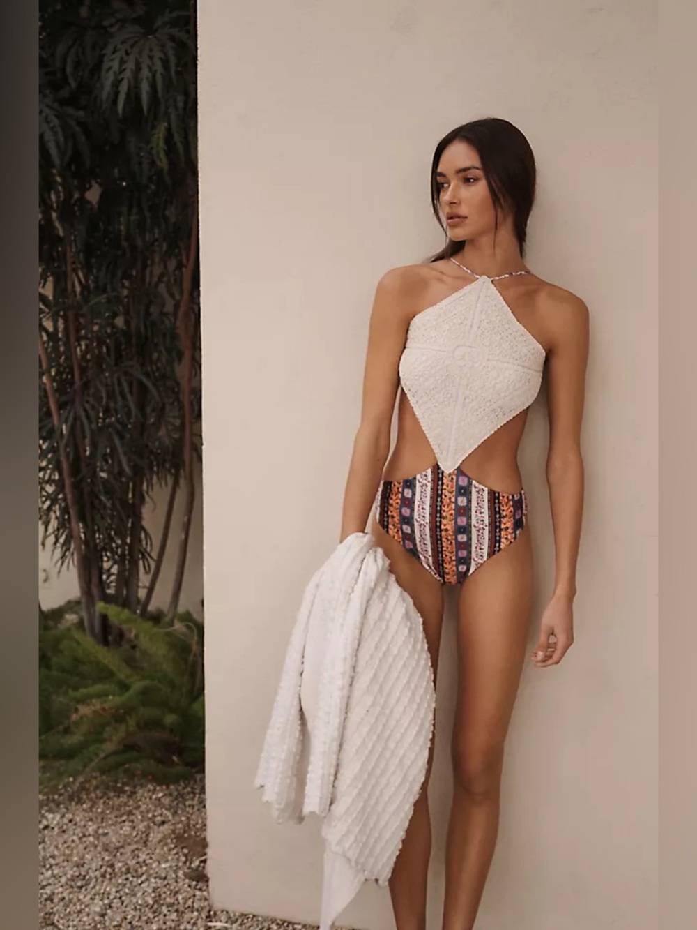 New Agua Bendita Adara Cutout One-Piece Swimsuit Size Small
